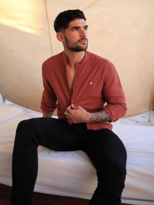 Blakely Berkane Linen Shirt Vino | 978PLXBQG